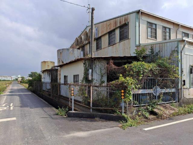 官田三角窗特登廠房的第3張圖片