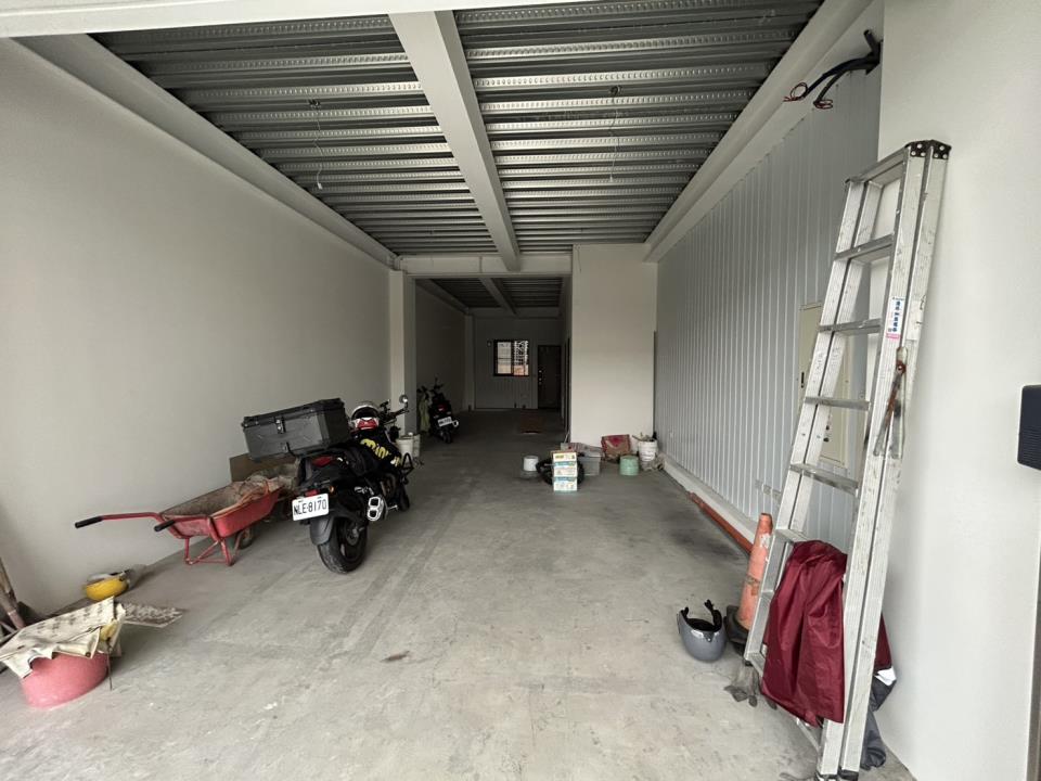 北安大路邊黃金店面A的第2張圖片