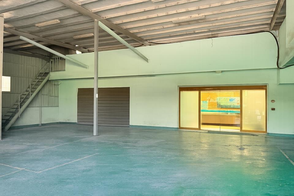 前鎮臨海工業廠租的第1張圖片