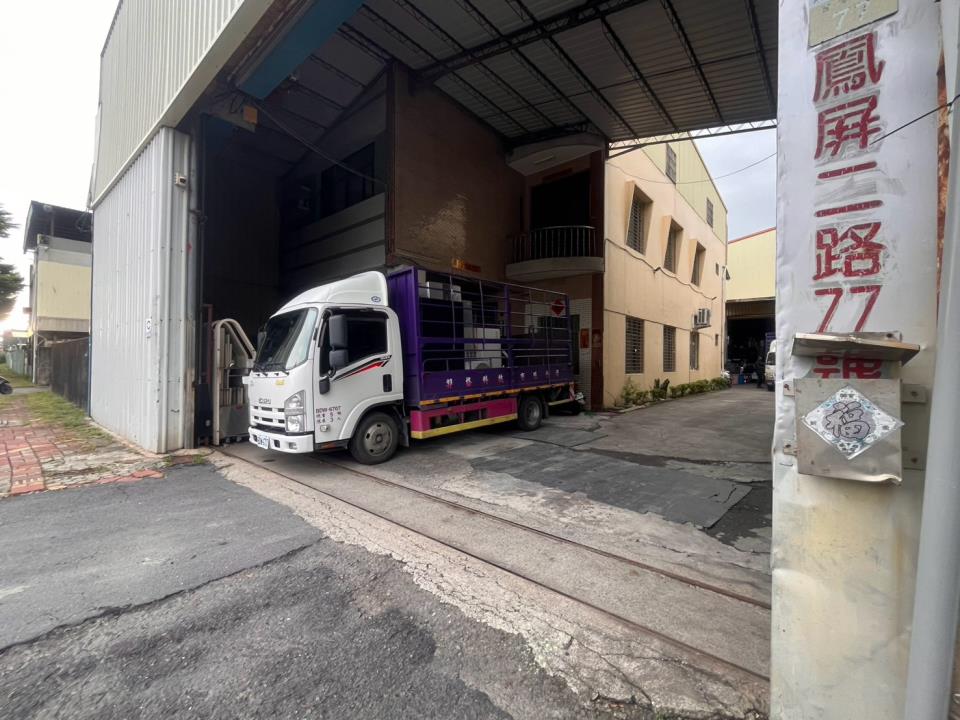 大寮省道旁甲工廠